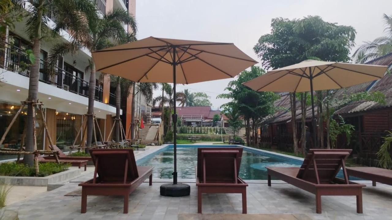 Vang Vieng Bungalows Luaran gambar
